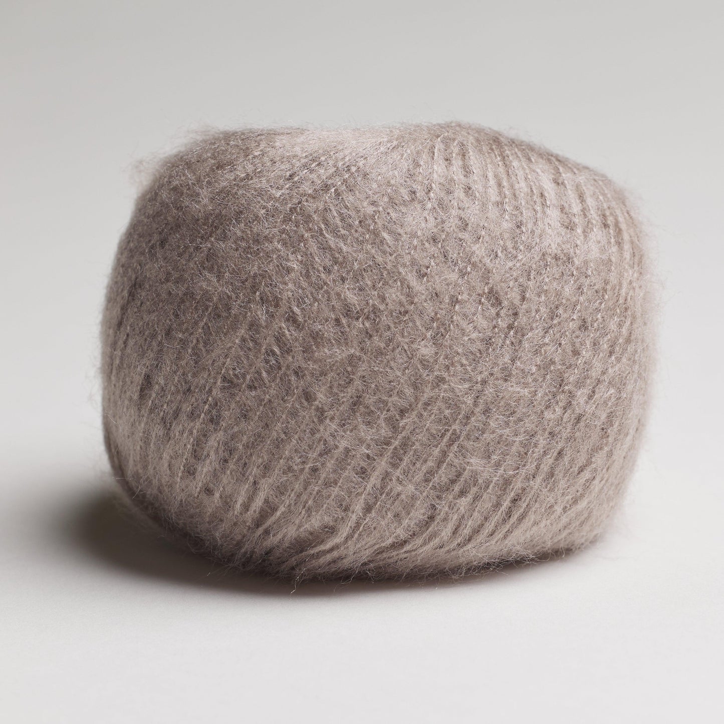 MONDAY BRUSHED SILK - PALE BROWN silk yarn